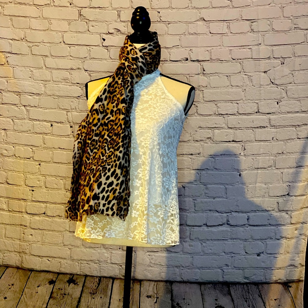 Leopard scarf